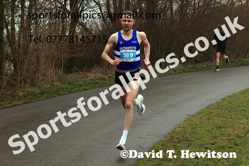 Senior Men and Over-35s to 49s Mens 2025 NECAA Royal Signals Road Relays Champs.,  Hetton Lyons Country Park, Hetton le Hole, County Durham. Photo: David T. Hewitson/Sports for All Pics